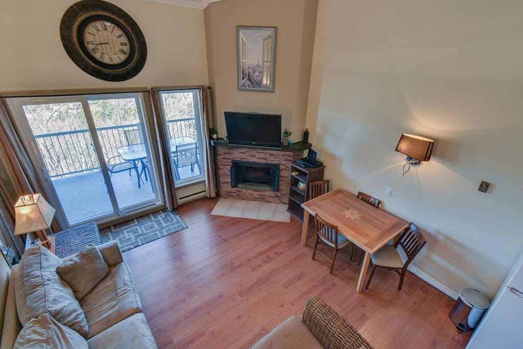 Charming Tremblant 1 Bedroom With Pool And Hot Tub Mont-Tremblant Exterior foto