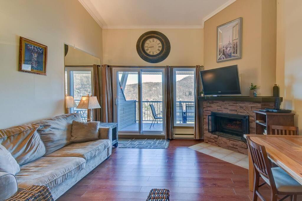 Charming Tremblant 1 Bedroom With Pool And Hot Tub Mont-Tremblant Exterior foto